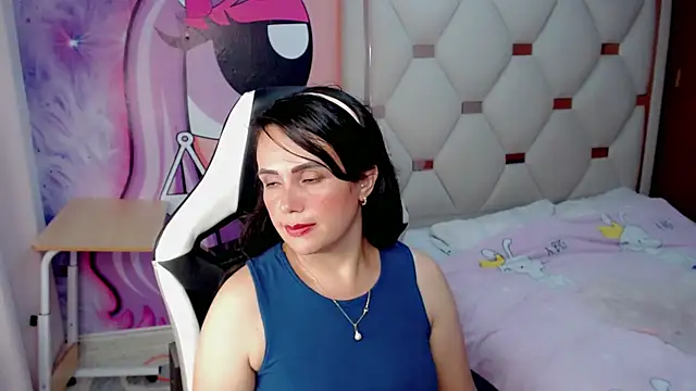 Lixy_wet live cam on StripChat