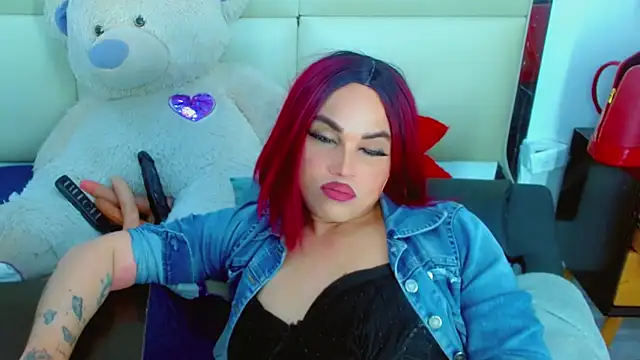 NharaBigCock live cam on StripChat