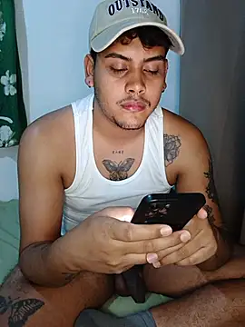 Saul_88 live cam on StripChat