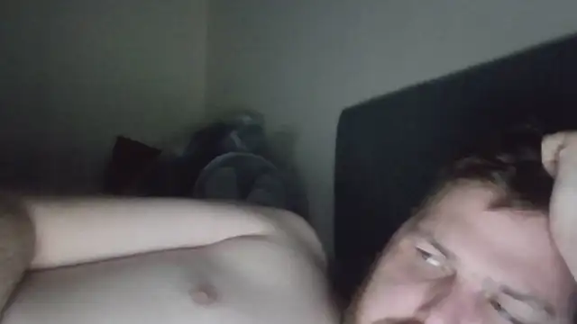 Benwest1905 live cam on StripChat