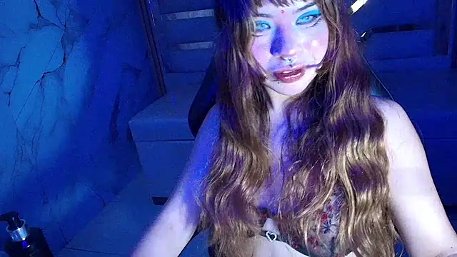 cinnamondoll_r live cam on StripChat