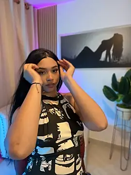 KiaraVixenn live cam on StripChat