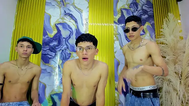 SEXY_GUYS_NO_LIMITS live cam on StripChat