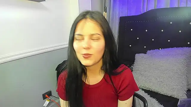 Lessly_Day webcam