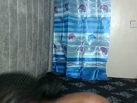 Pixieluck live cam on StripChat