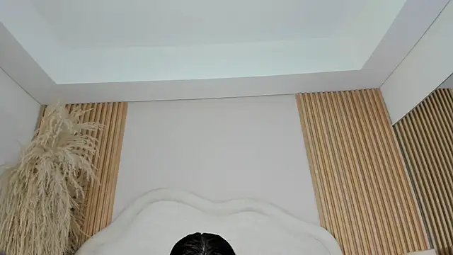 Ema_Sky_