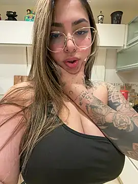 maferalvarexxx Live Webcam on Stripchat