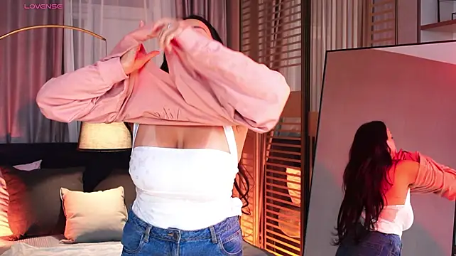 LunaNight live cam preview