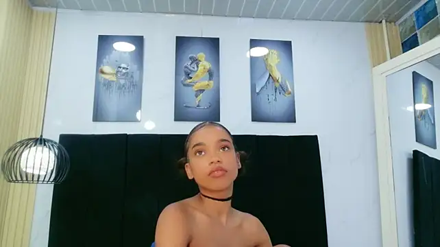 littleebonymommy