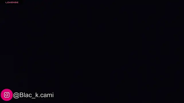 black_cami_01