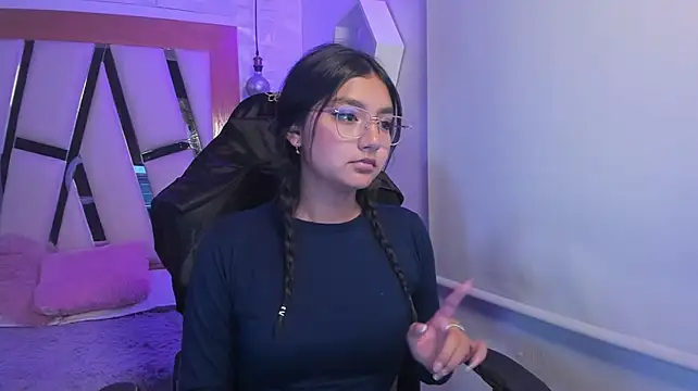 Mia_Cherry08_