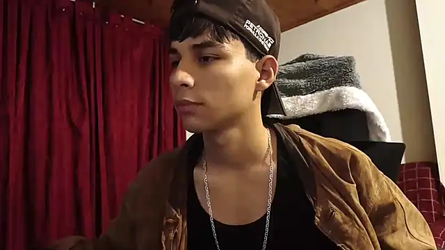 Marck-Pro live cam on StripChat