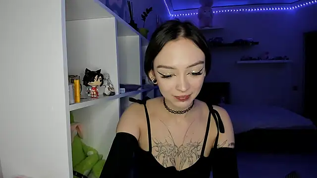 PurrYuna webcam