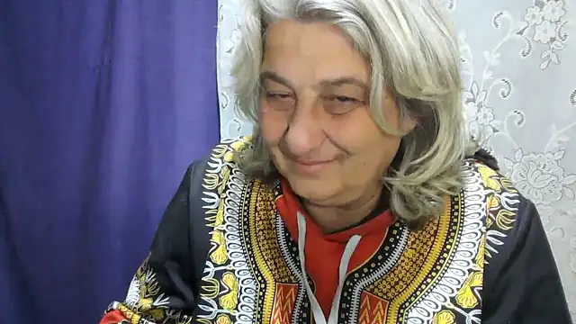 ExquisiteMature webcam