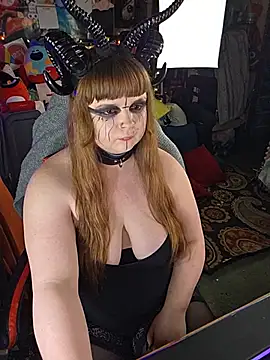 VelvetDiablo portrait mode tease cam