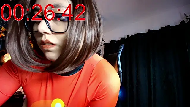 Alex（AlexHoe_）