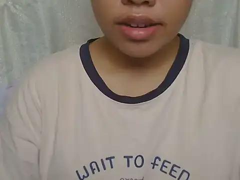 ChubbyButty live cam on StripChat