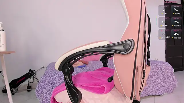 ashley_morgan_18