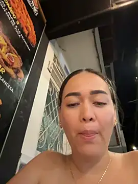 Danielavegax live cam on StripChat