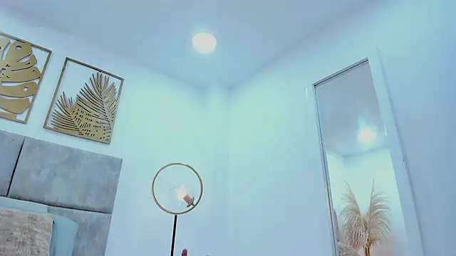 SeleneLujann live cam preview