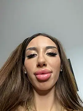 BlueEyes_BB live cam on StripChat