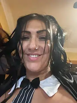 LittleMissEeve webcam