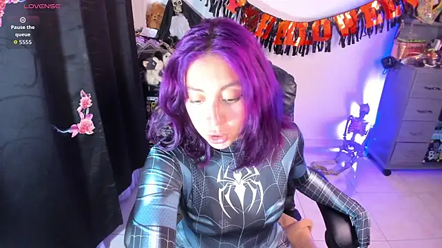 Violetaarey webcam stripchat model stream image