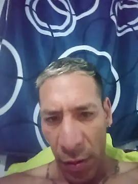 Elmono__1 on Stripchat