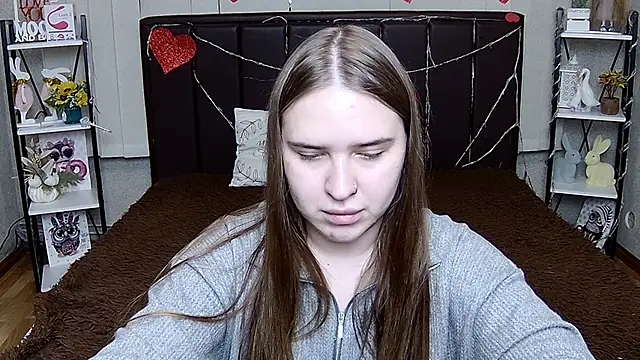 LauraHlot