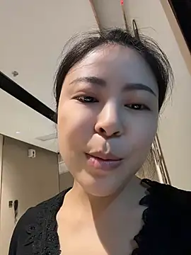 yaoyao8888 (F milf) - 给大哥们漏胸2分钟
