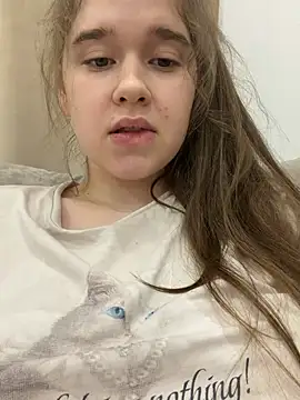 HornyGirlH webcam