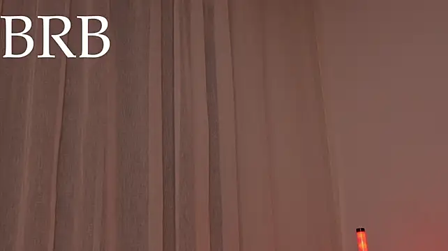 sweettaaron01 live cam preview