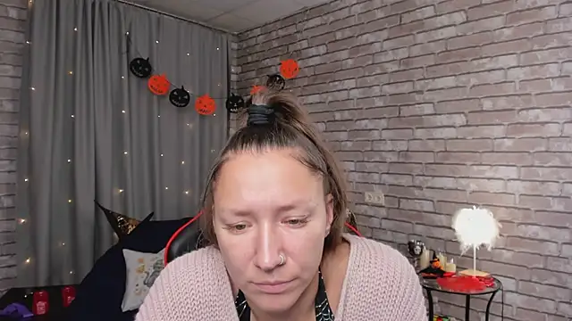 SarahCoksss live cam on StripChat