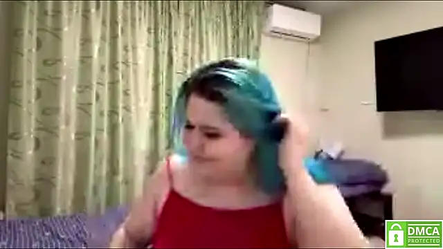 SilentWavee live cam on StripChat