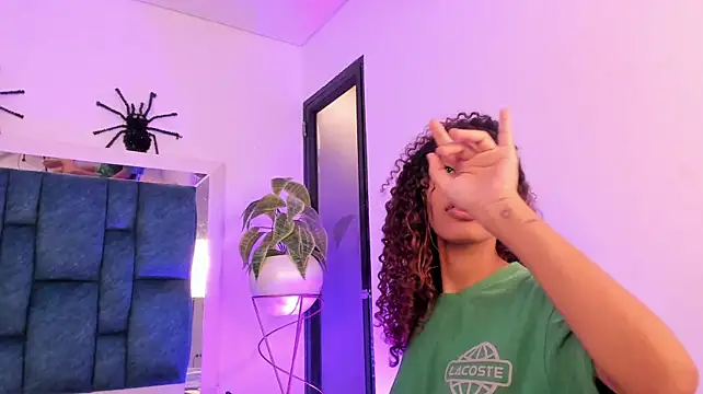 canndy_Rose live cam on StripChat