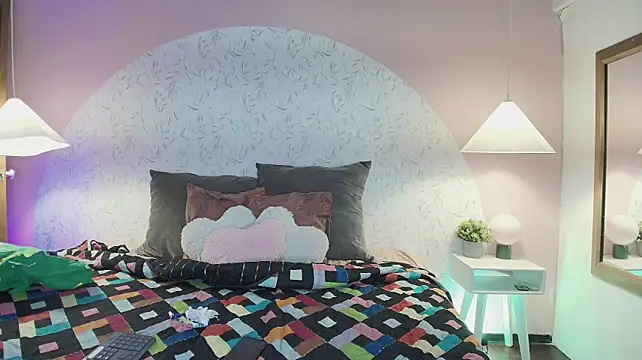 Samantha_Brm