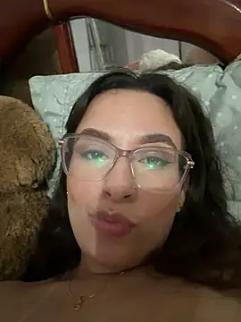 Milaluana_ofc live cam preview