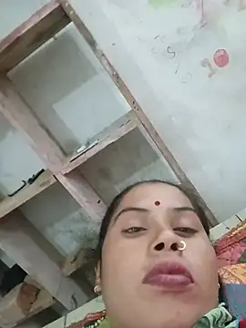 Priyansi_hot