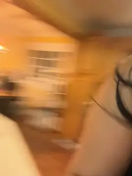LittleMissEeve live cam preview