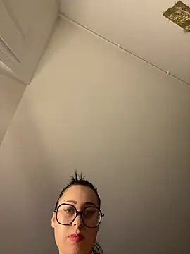 queenlo_xxx webcam