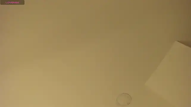 tiare_hunt webcam