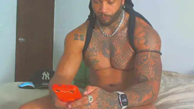 ragnar0825 live cam preview
