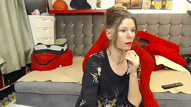 kellyterapy live cam on StripChat
