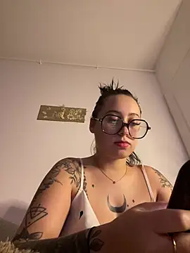 queenlo_xxx