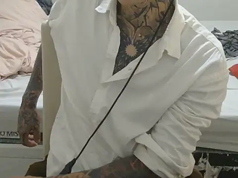 smokingink live cam on StripChat