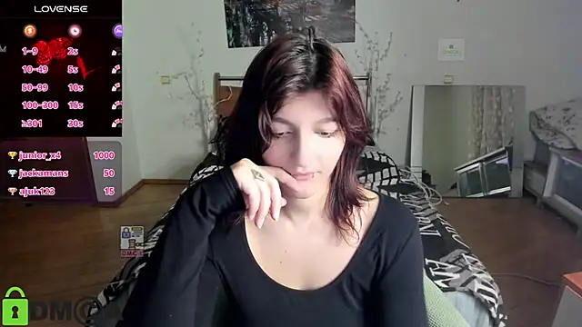 A_Skyy live cam on StripChat