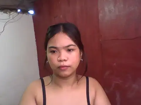 Kiana_123 live cam on StripChat