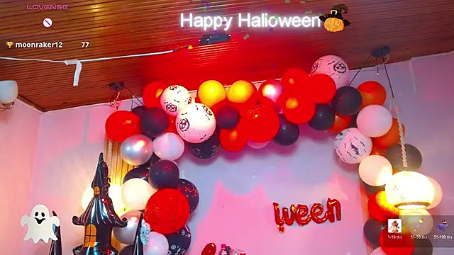 Miley_Clarck live cam on StripChat