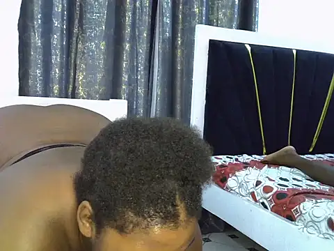 Sedductresz live cam on StripChat