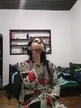SophieMayne live cam preview